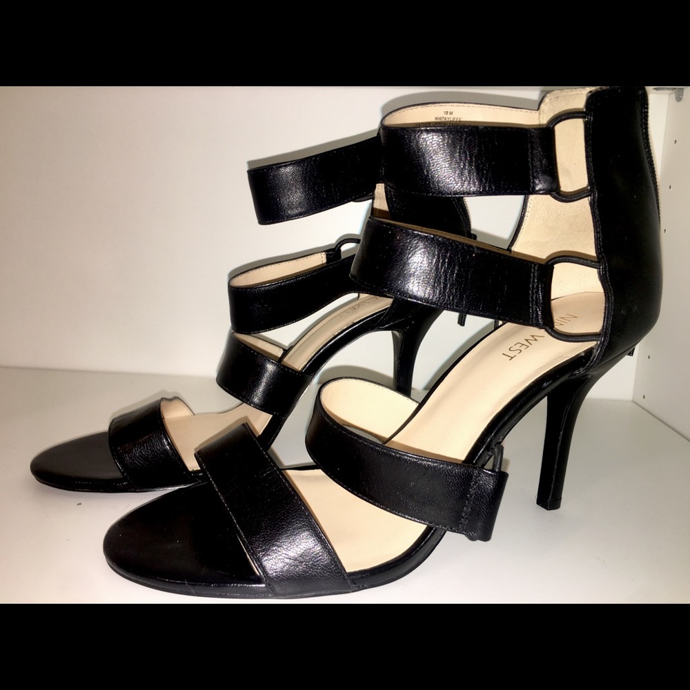 NINE WEST BLACK STRAP HEELS